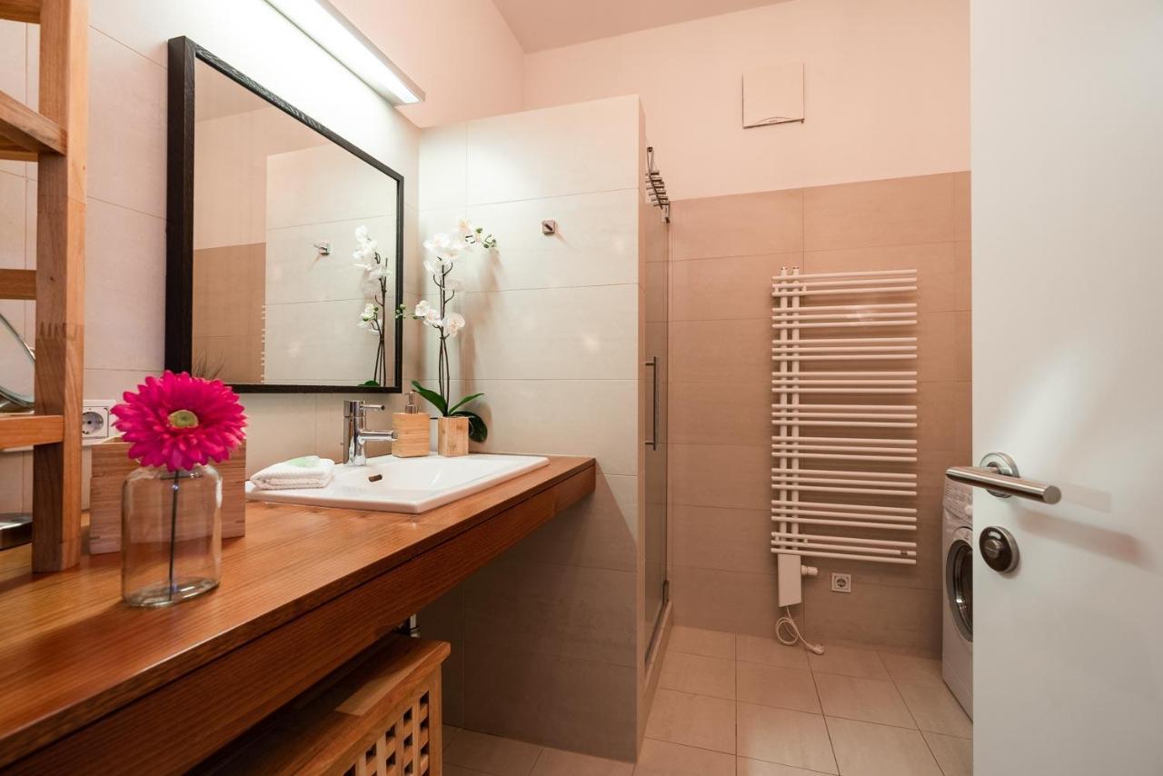 Luxury Downtown Appartement Mit Garage Graz Ngoại thất bức ảnh