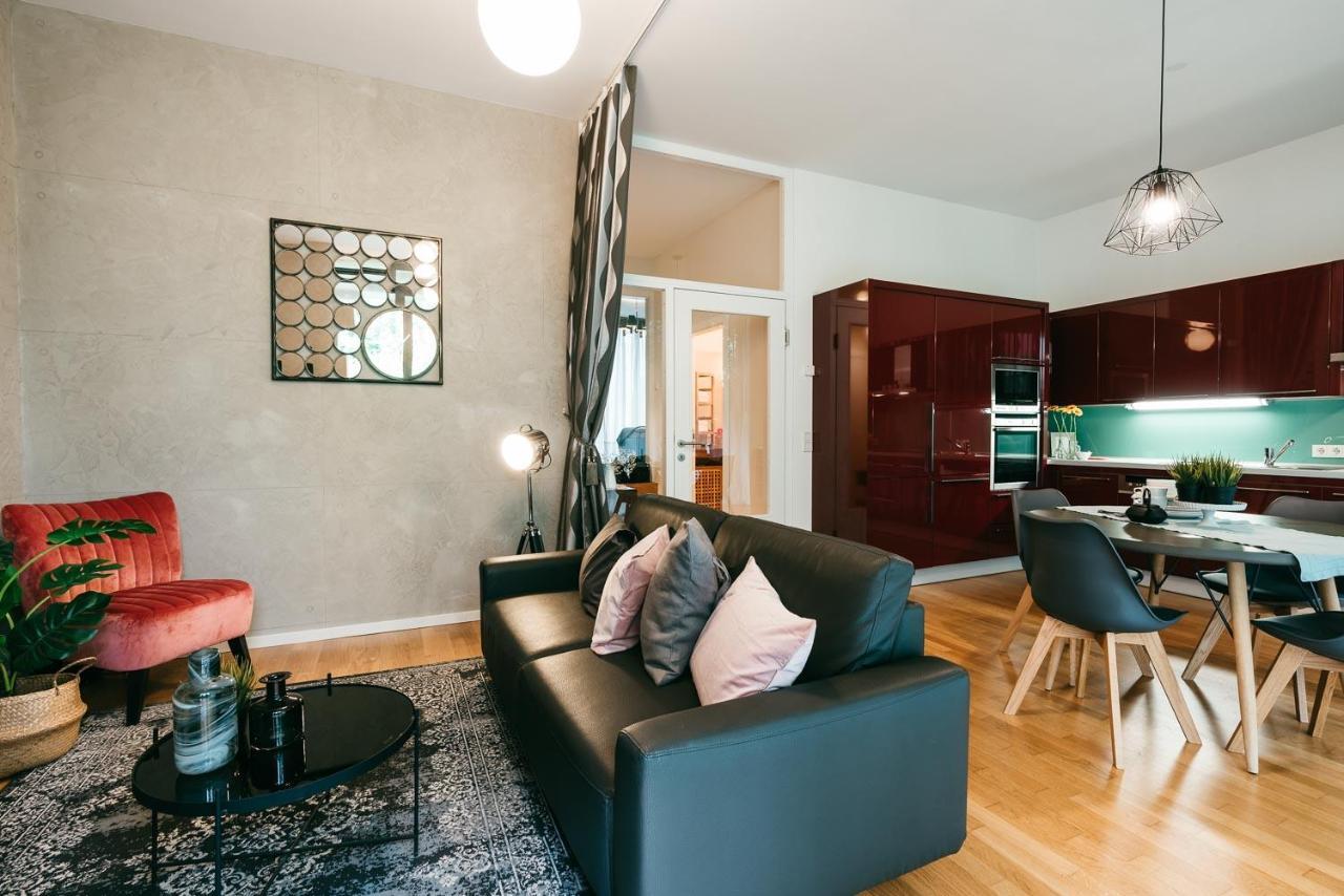 Luxury Downtown Appartement Mit Garage Graz Ngoại thất bức ảnh